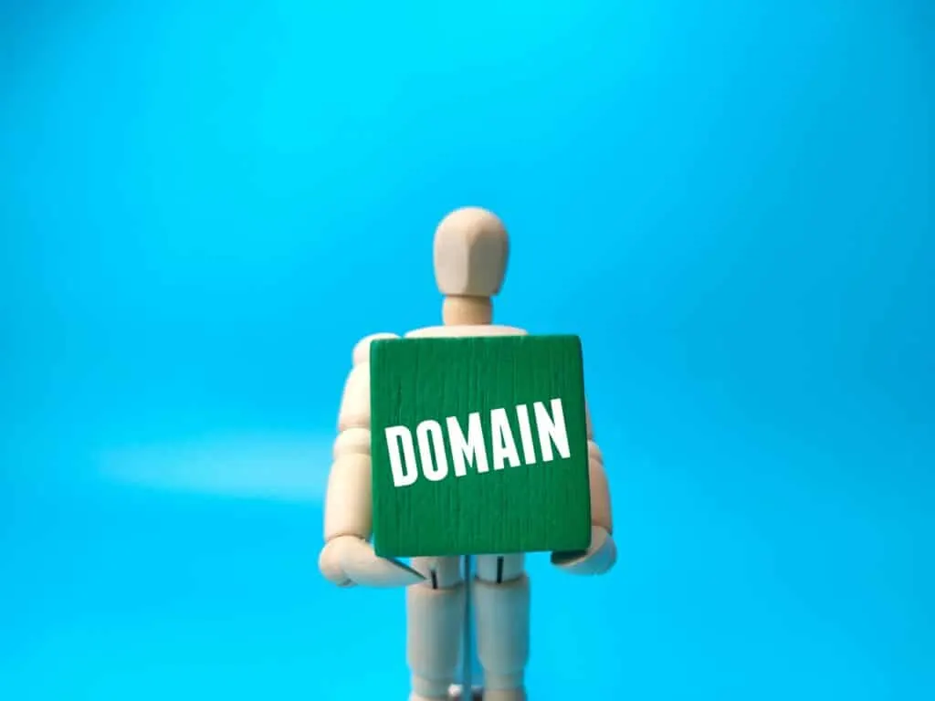 Optimisez votre nom de domaine avec Name.com