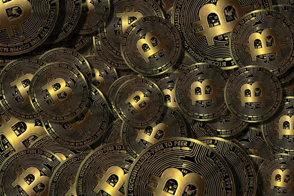 découvrez le monde du bitcoin, la première cryptomonnaie révolutionnaire. apprenez son fonctionnement, son impact sur l'économie mondiale et comment investir judicieusement dans cette monnaie numérique en pleine croissance.