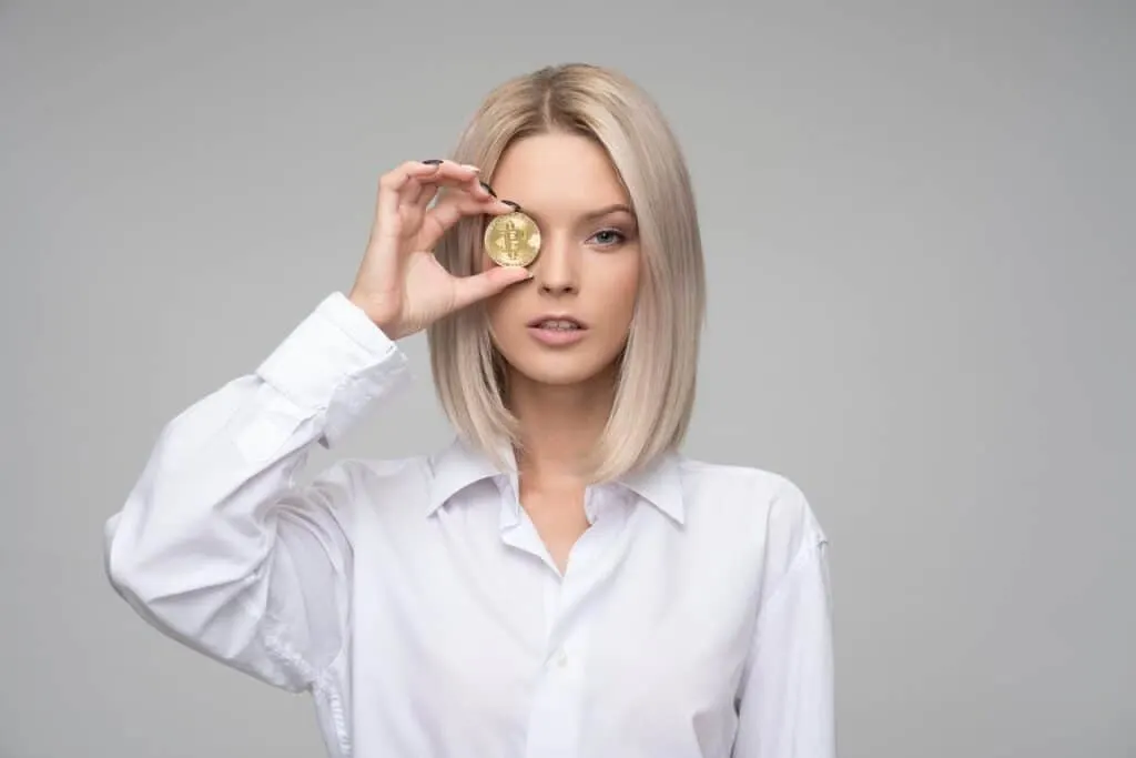 découvrez le monde du bitcoin, la première cryptomonnaie révolutionnant le système financier. apprenez son fonctionnement, ses avantages, et comment investir dans cette monnaie numérique. plongez dans l'univers des blockchains et des transactions sécurisées.