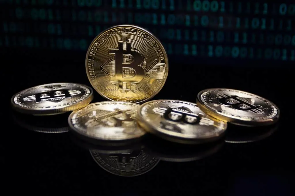 découvrez le monde du bitcoin, la première cryptocurrency révolutionnant la finance. apprenez comment fonctionnent les transactions, explorez les avantages et les défis du bitcoin, et informez-vous sur son impact sur l'économie mondiale.