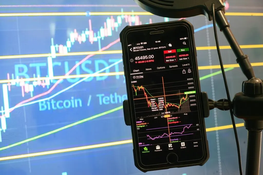 découvrez les meilleures stratégies pour investir et trader le bitcoin. apprenez à naviguer dans le marché des cryptomonnaies avec des conseils pratiques et des analyses approfondies pour optimiser vos gains.