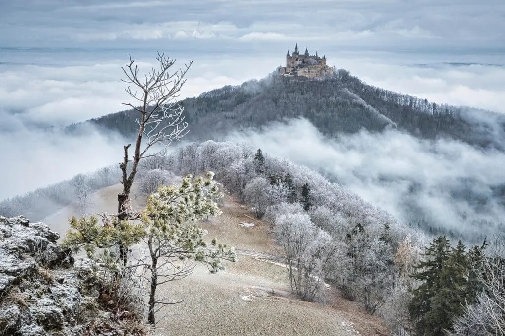 découvrez l'allemagne, un pays au riche patrimoine historique, culturel et naturel. explorez ses villes dynamiques, ses châteaux majestueux et ses paysages variés pour une expérience inoubliable.