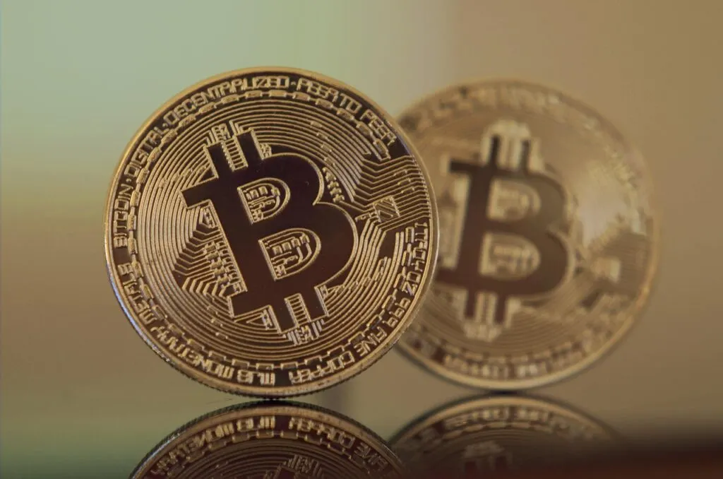 découvrez les meilleures stratégies pour investir dans la cryptomonnaie en toute sécurité et maximiser vos gains sur le marché numérique.