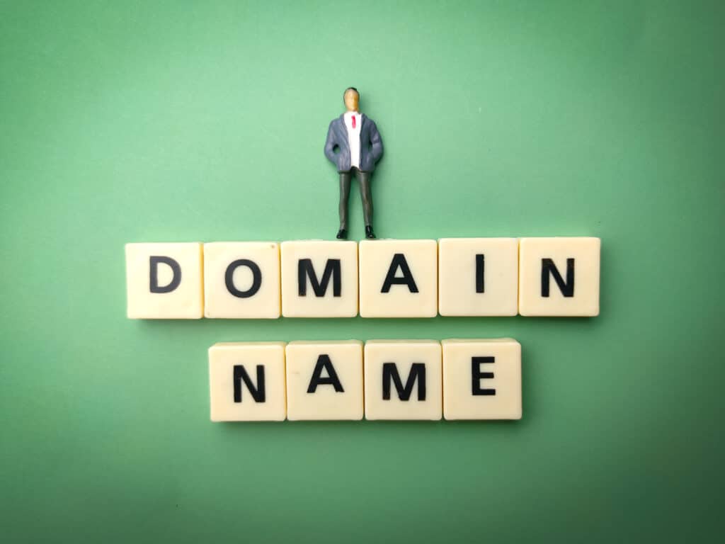nom domaine