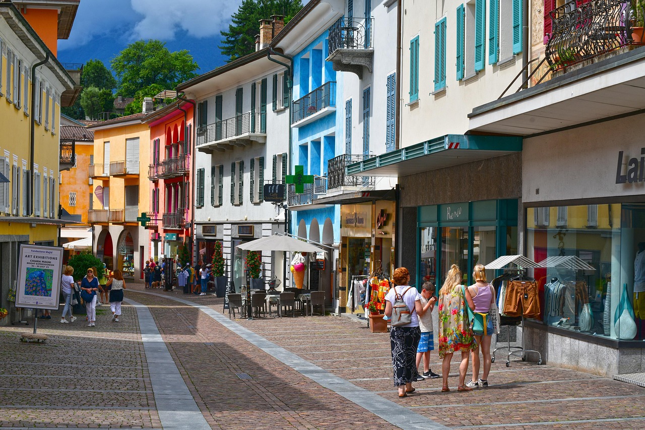 découvrez switzerland bitcoin city, la ville suisse innovante dédiée à la blockchain et aux cryptomonnaies, offrant un écosystème futuriste pour les passionnés de bitcoin.